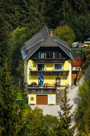 Gästehaus Zur Waldschule, Krieglach, Österreich